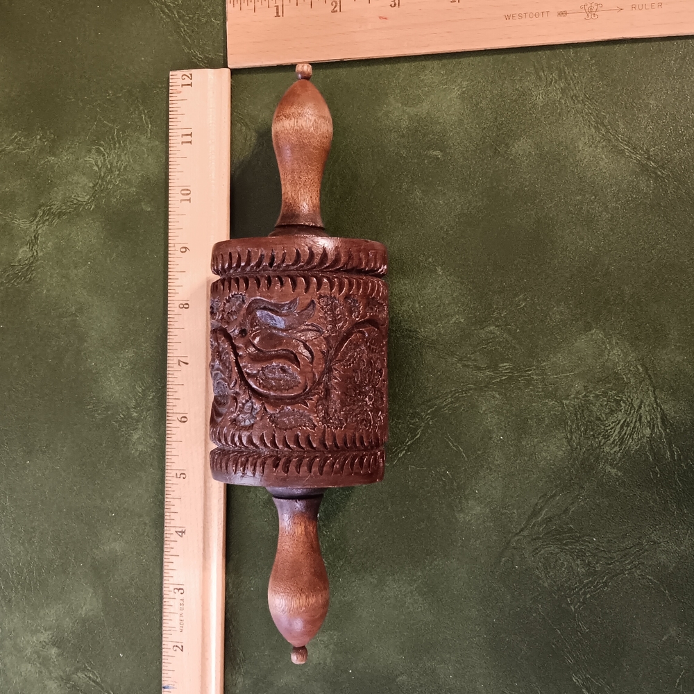 House on the Hill "Twining Vine " Rolling Pin